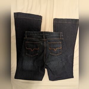 Like New Kimes Jennifer 8x32